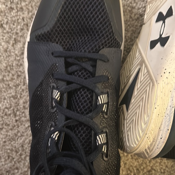 Volleyball Shoes - Picture 5 of 5